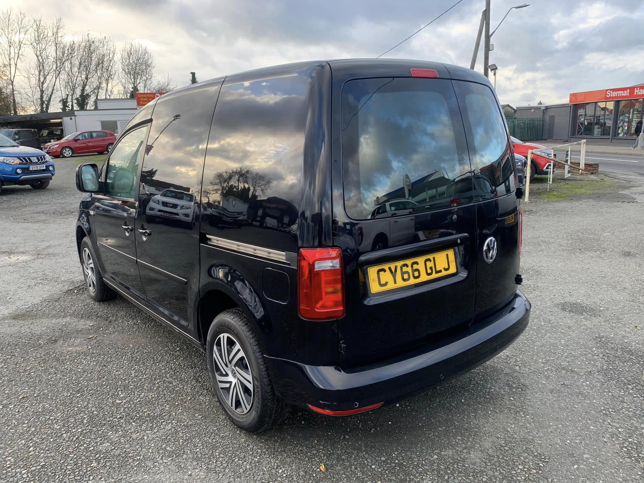 Car and Van Sales in North Wales, Anglesey Stermat Car and Van Sales